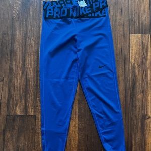 Nike pro intertwist leggings!